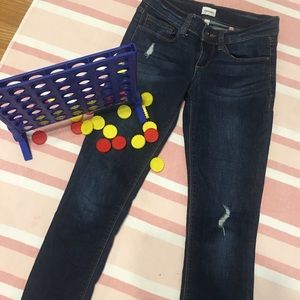 Connect 4 in these awesome jeans 👖